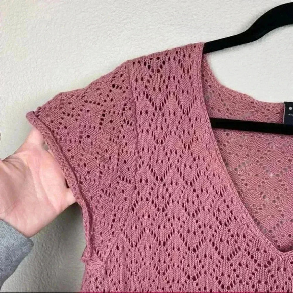 AXCESS Crochet Knit Top - Picture 3 of 12